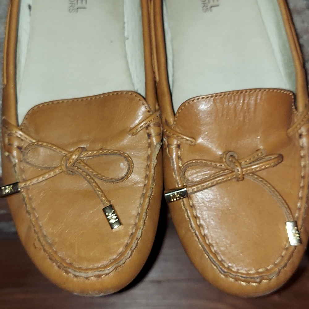 Shoes - Picture 8 of 8